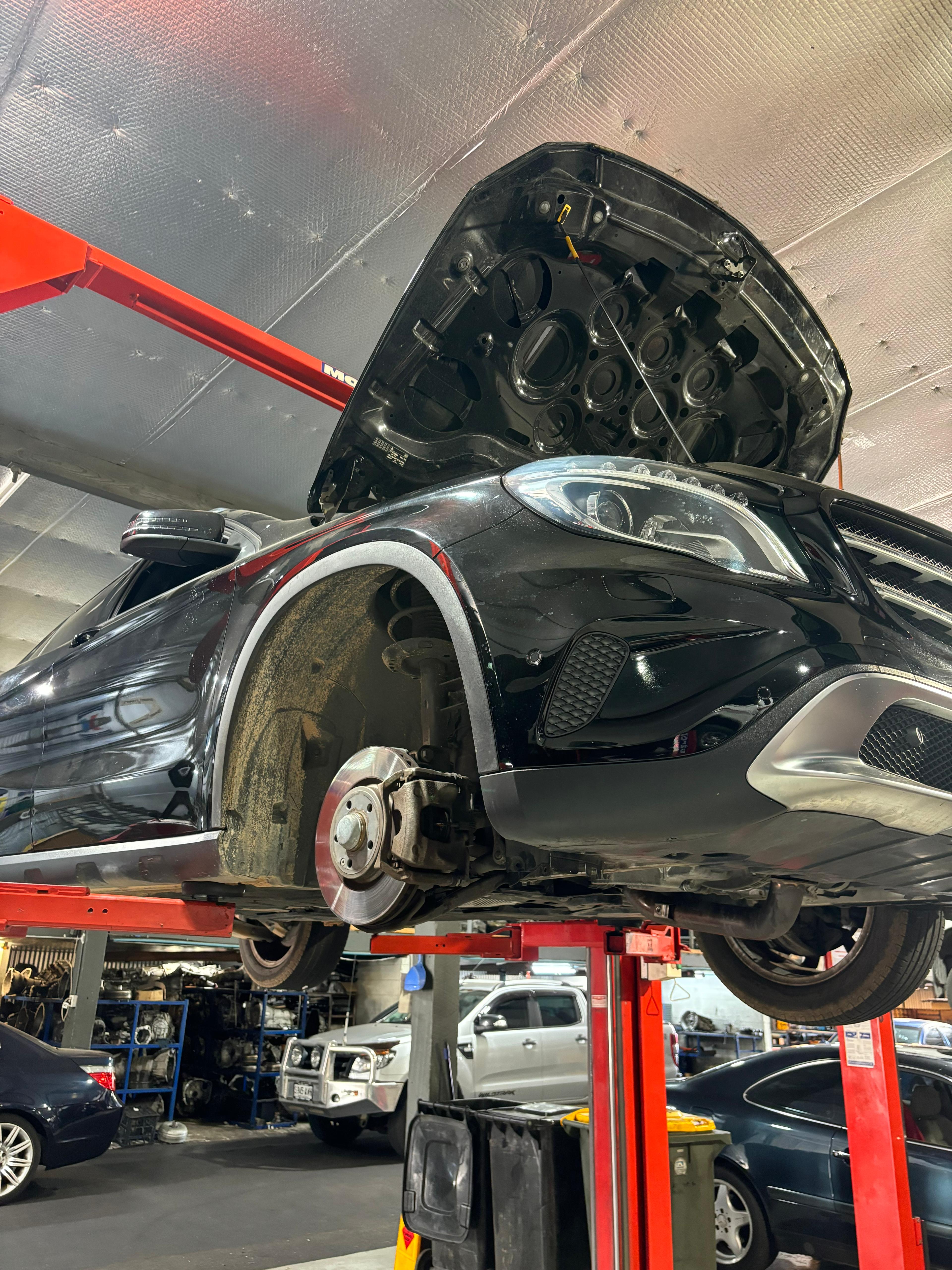 Why Choose Rowell & Searle Auto